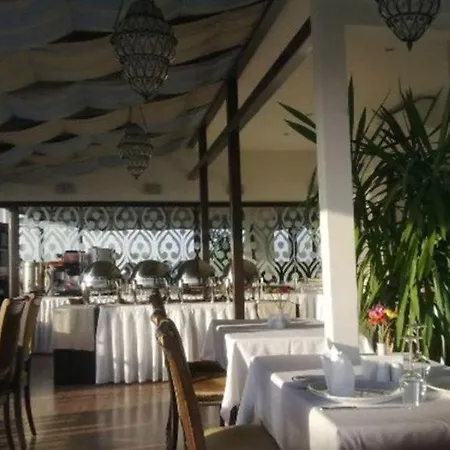 ホテル Ottoman Park 4*