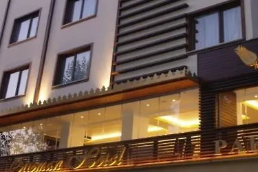 Ottoman Park מלון 4*