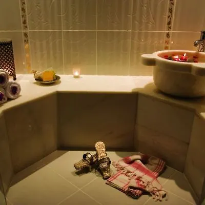 Ottoman Park ホテル